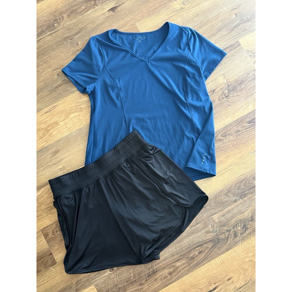 LANE BRYANT  LIVI Activewear Workout Shorts & Short Sleeve SET -Women’s‎ 14-16 L